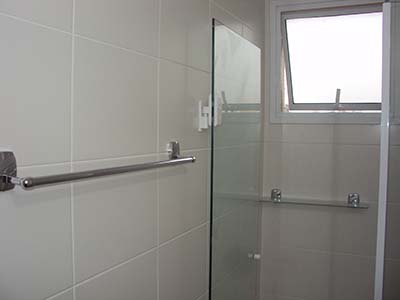 Instalação de Acessorios no Banheiro